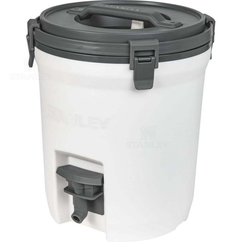 Stanley Adventure Fast Flow Water 2G Jugs | USA_S1033