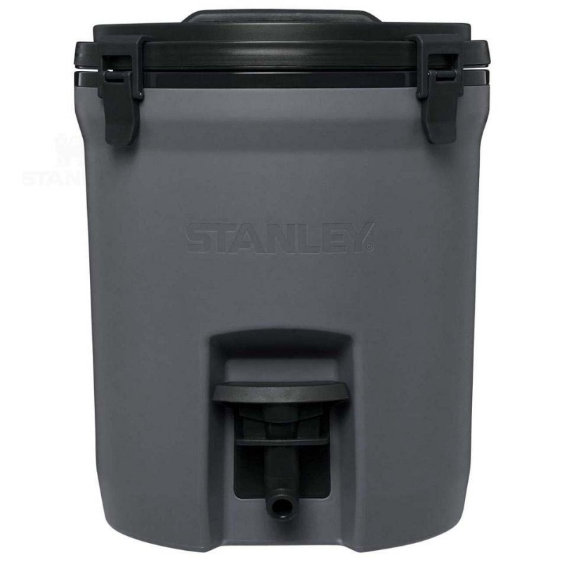 Stanley Adventure Fast Flow Water 2G Jugs | USA_S1200