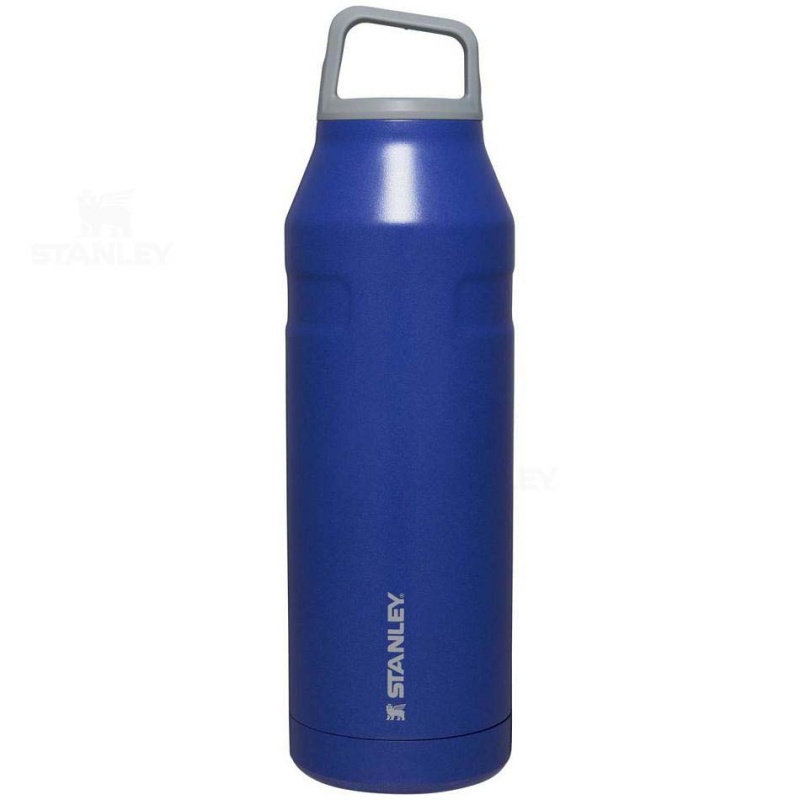 Stanley IceFlow™ AeroLight™ with Cap and Carry+ Lid | 50 OZ Water Bottles | USA_S1363