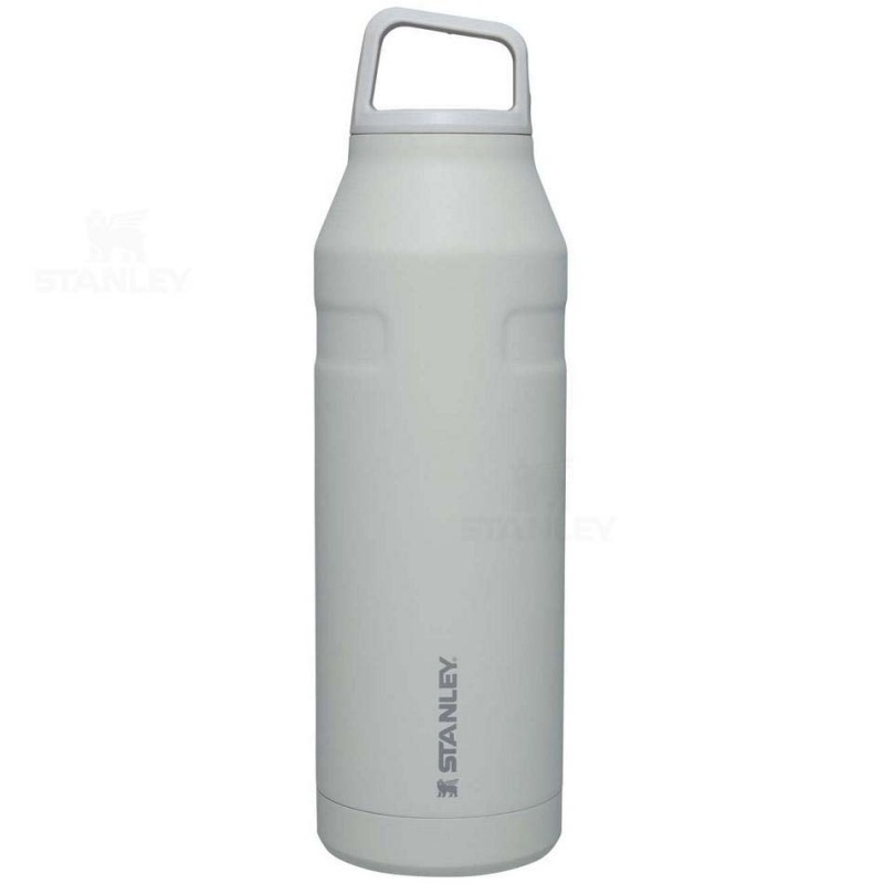 Stanley IceFlow™ AeroLight™ with Cap and Carry+ Lid | 50 OZ Water Bottles | USA_S1202