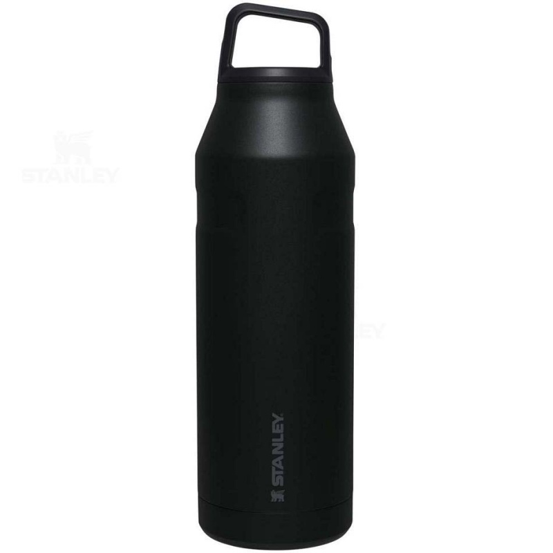 Stanley IceFlow™ AeroLight™ with Cap and Carry+ Lid | 50 OZ Water Bottles | USA_S1958