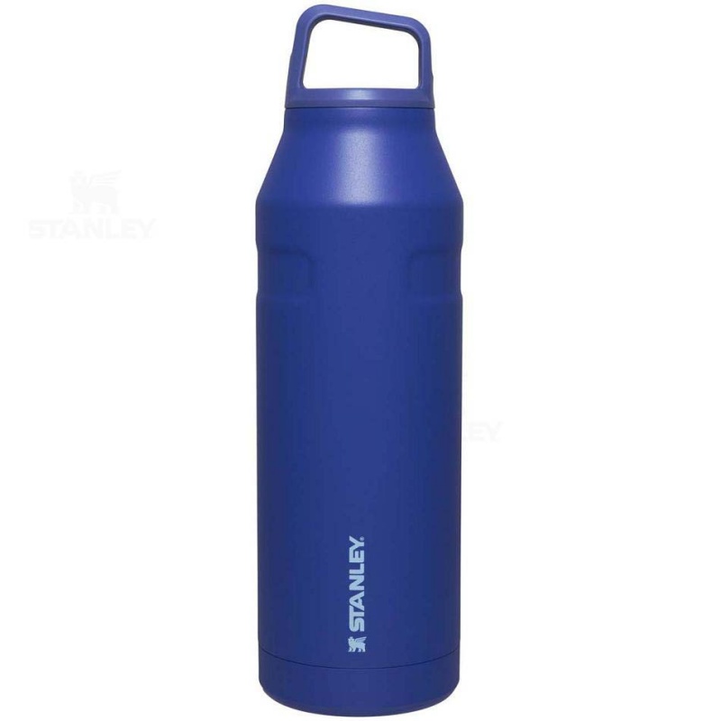 Stanley IceFlow™ AeroLight™ with Cap and Carry+ Lid | 50 OZ Water Bottles | USA_S2248