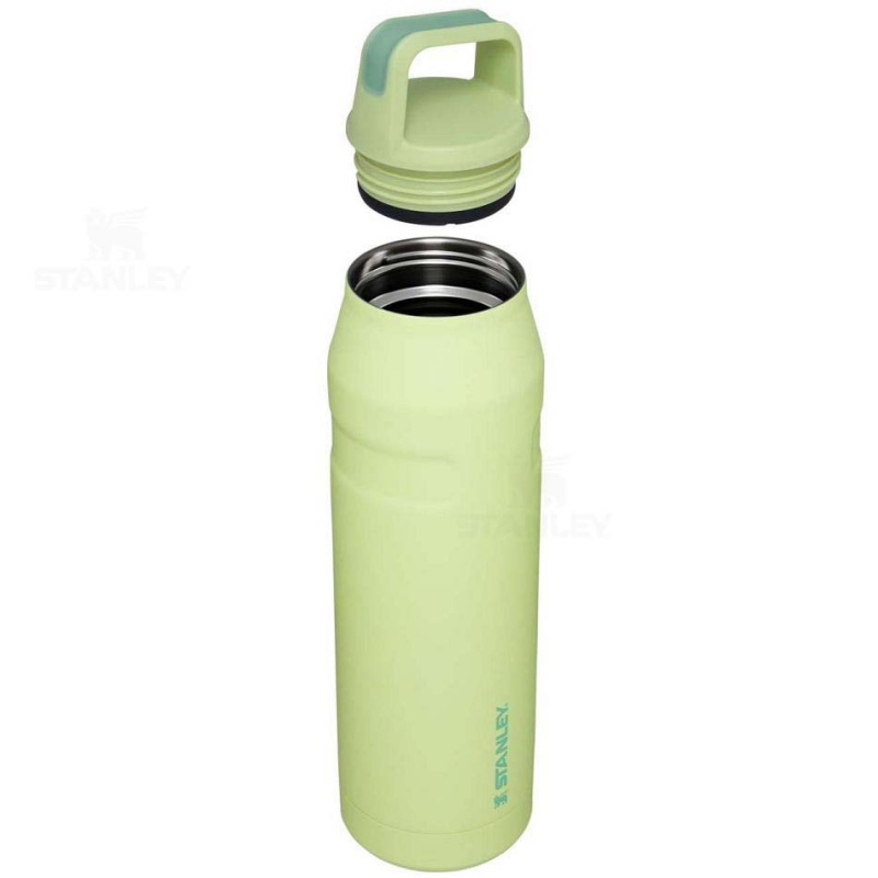 Stanley IceFlow™ AeroLight™ with Cap and Carry+ Lid | 36 OZ Water Bottles | USA_S2271