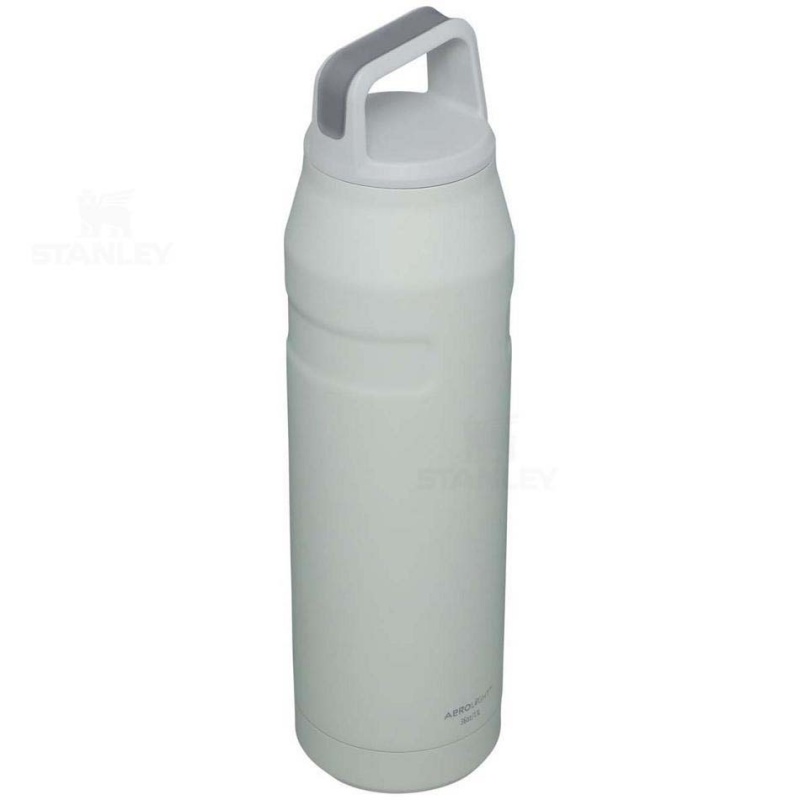 Stanley IceFlow™ AeroLight™ with Cap and Carry+ Lid | 36 OZ Water Bottles | USA_S1388