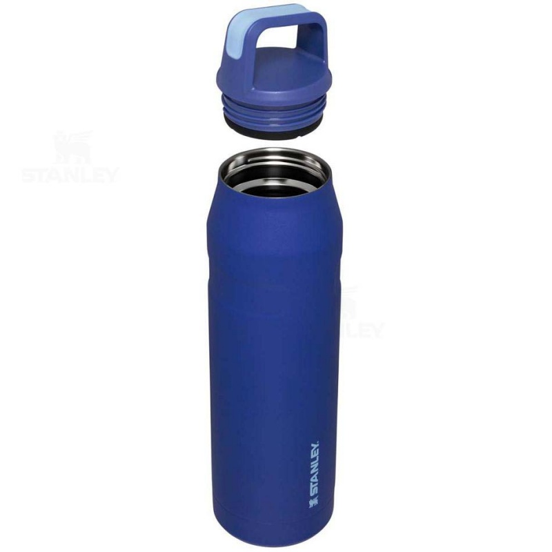 Stanley IceFlow™ AeroLight™ with Cap and Carry+ Lid | 36 OZ Water Bottles | USA_S2044