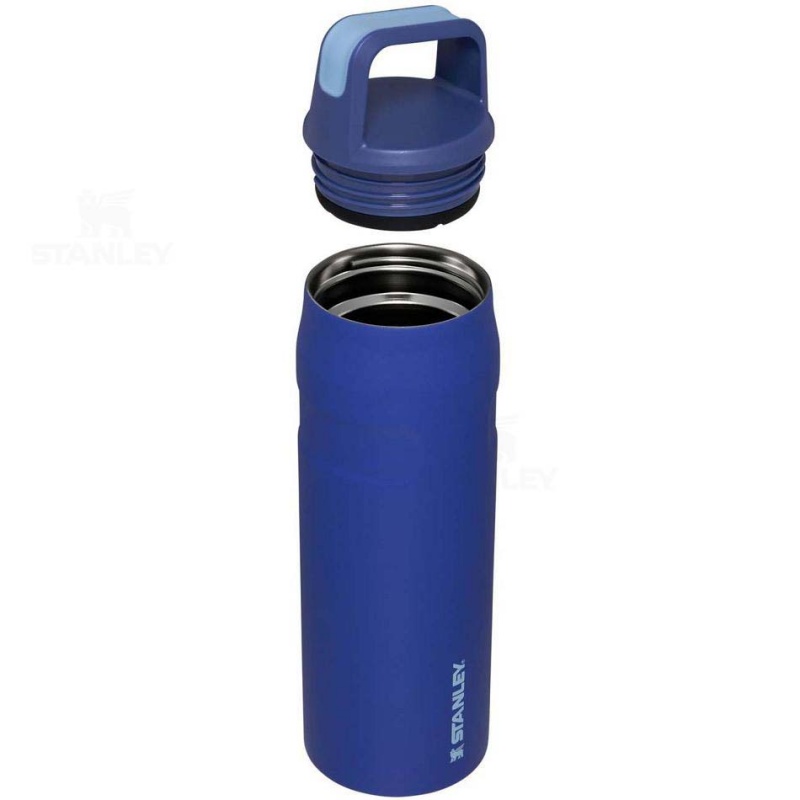 Stanley IceFlow™ AeroLight™ with Cap and Carry+ Lid | 24 OZ Water Bottles | USA_S2031