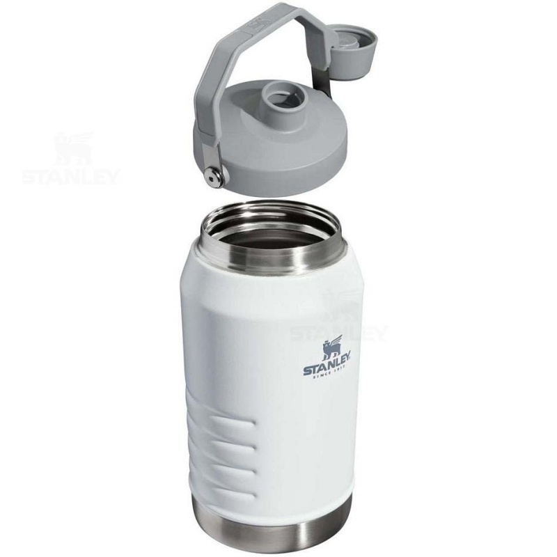 Stanley IceFlow™ Jug with Fast Flow Lid | 64 OZ Water Bottles | USA_S1015