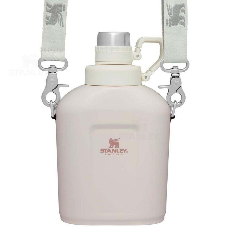 Stanley The Legendary Classic Canteen | 1.1QT Water Bottles | USA_S1472