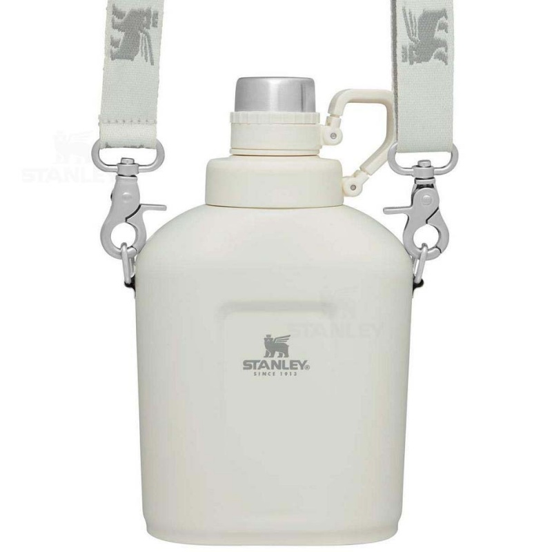 Stanley The Legendary Classic Canteen | 1.1QT Water Bottles | USA_S2197